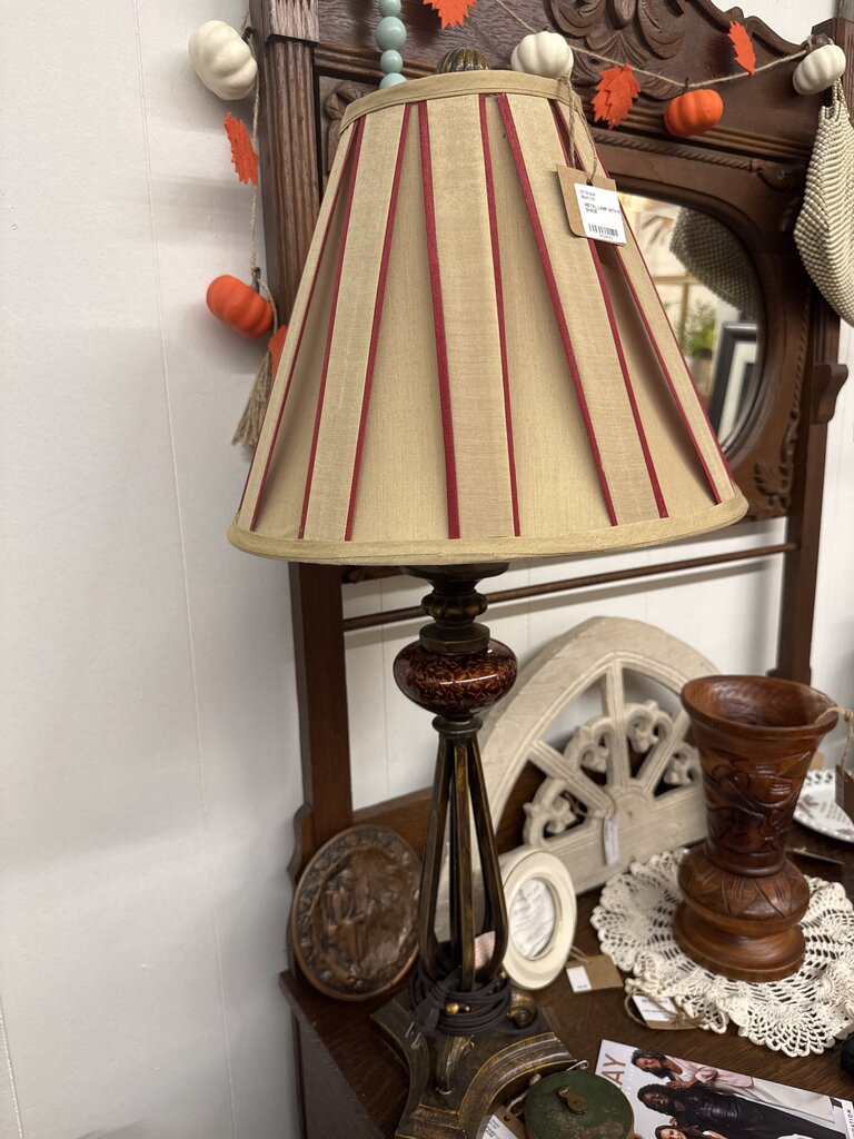 METAL LAMP WITH PLEATED SHADE