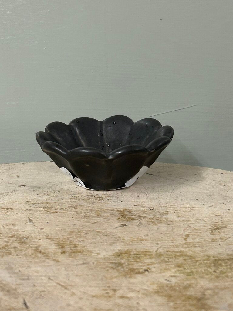STONEWARE FLOWER BOWL CHARCOAL
