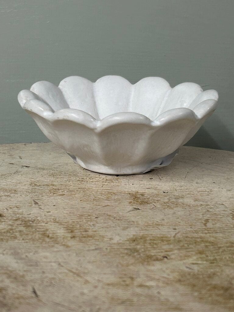 STONEWARE FLOWER BOWL WHITE