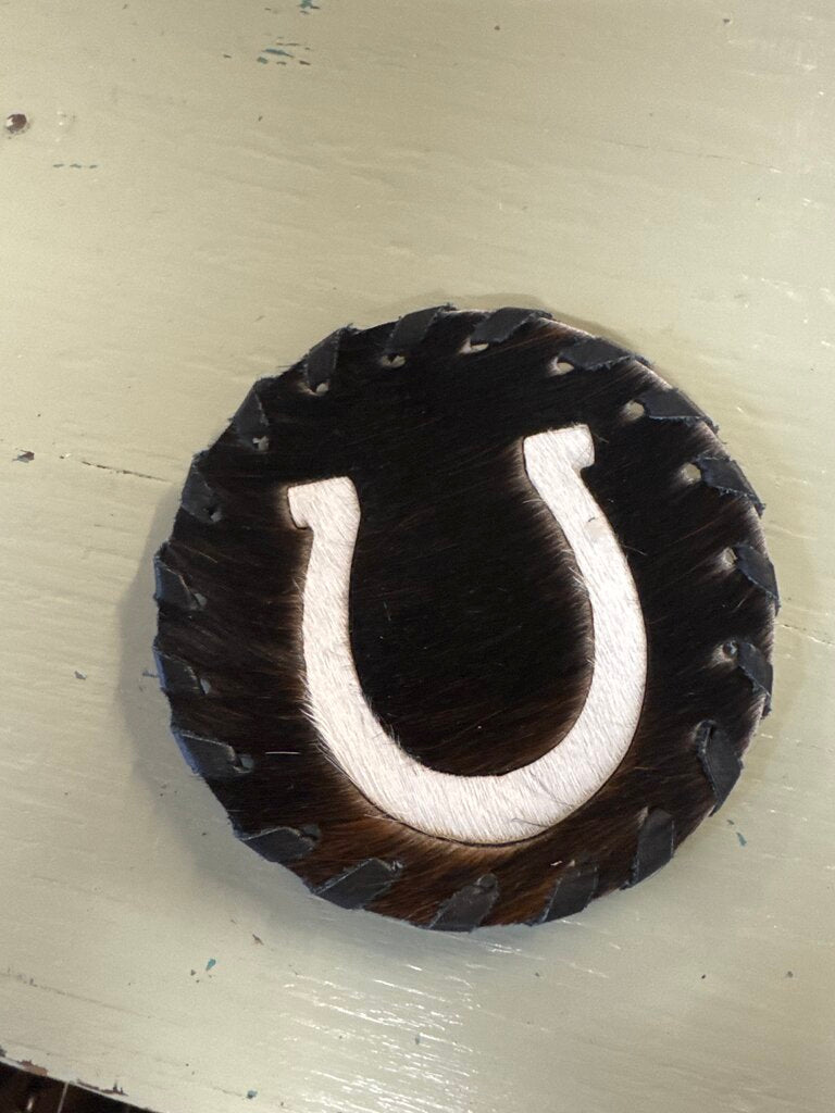 HORSESHOE COWHIDE COASTER