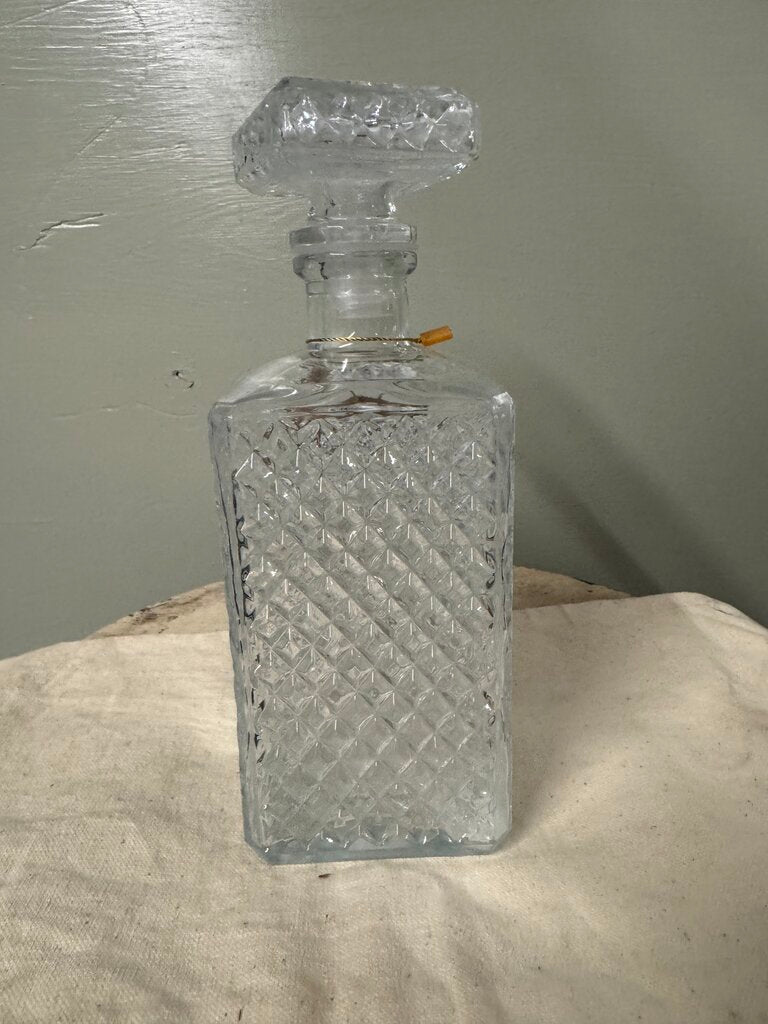 VINTAGE WHISKEY DECANTER