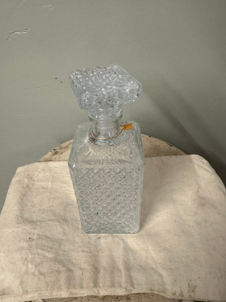 VINTAGE WHISKEY DECANTER