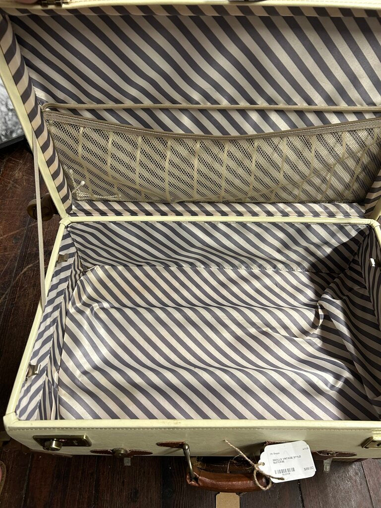 VINTAGE STYLE SUITCASE