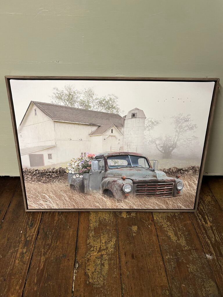 RUSTIC TRUCK ON FARM