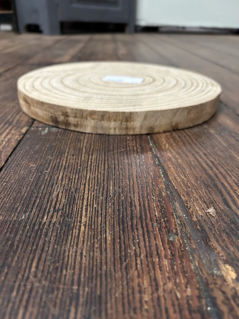 WOOD SLICE RISERS