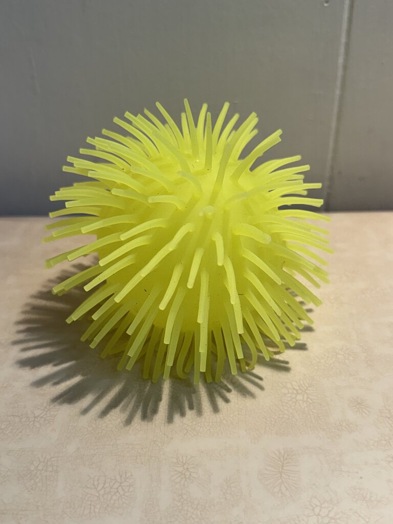 LIGHT UP BALLS