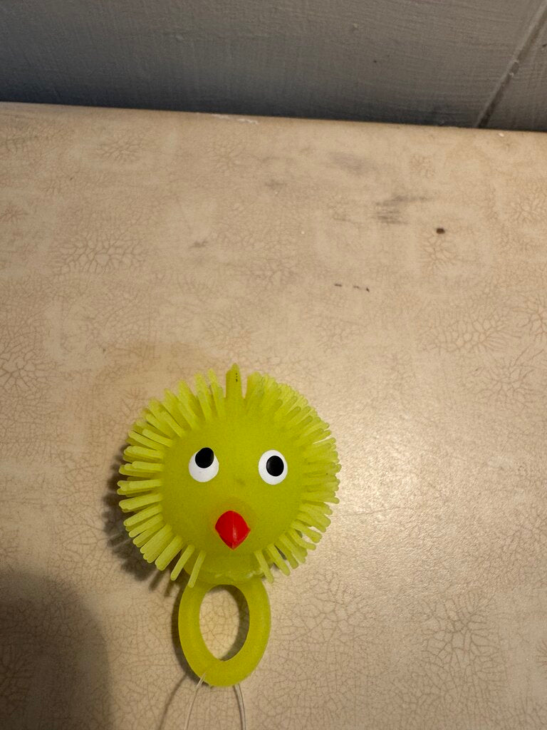 CHICKEN LIGHT UP RING