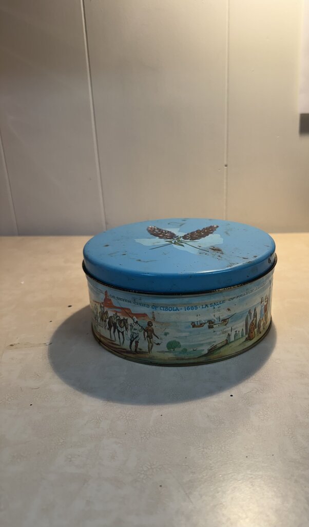 VINTAGE LITHOGRAPHED METAL TIN