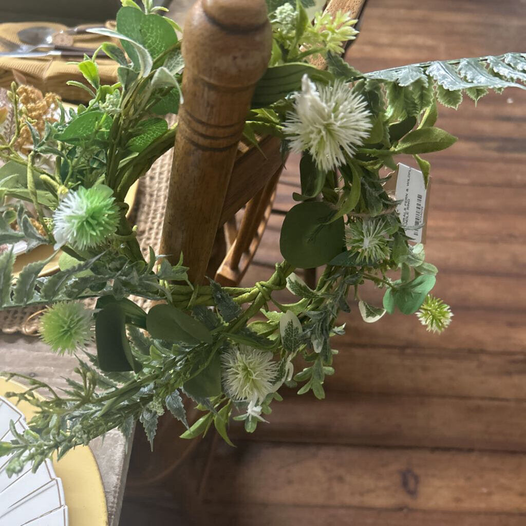FERN & WILDFLOWER CANDLE RING