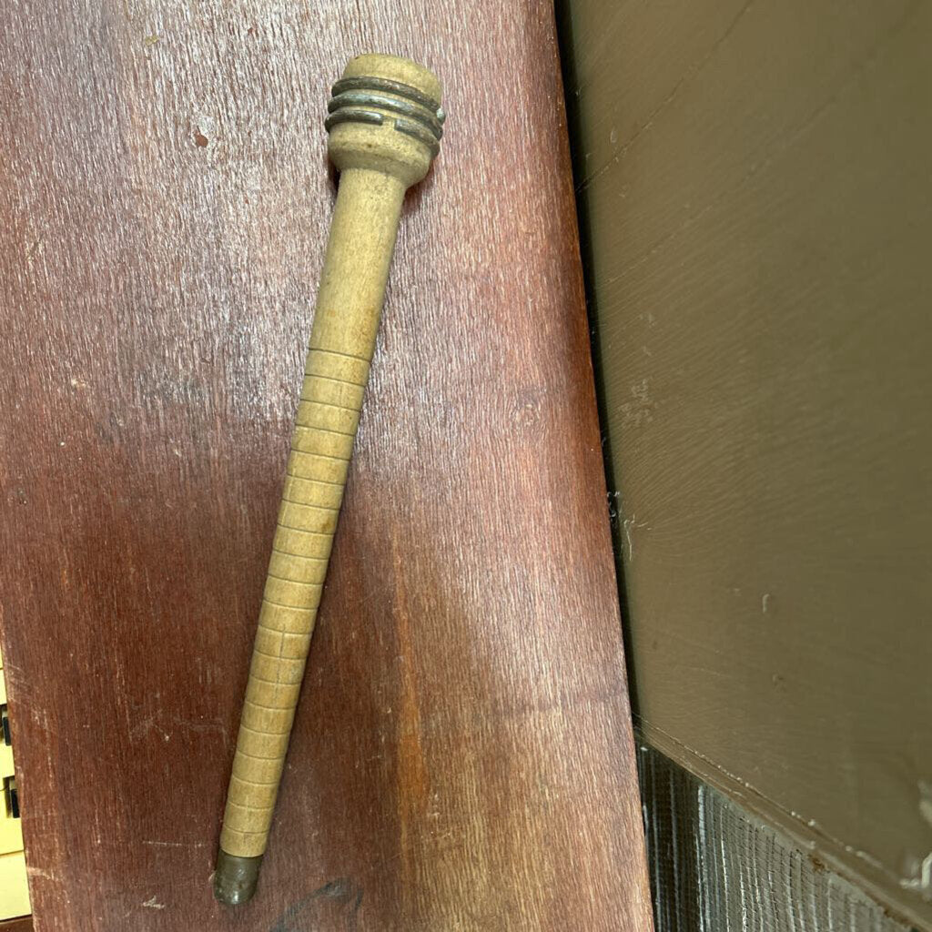THREAD QUILLS