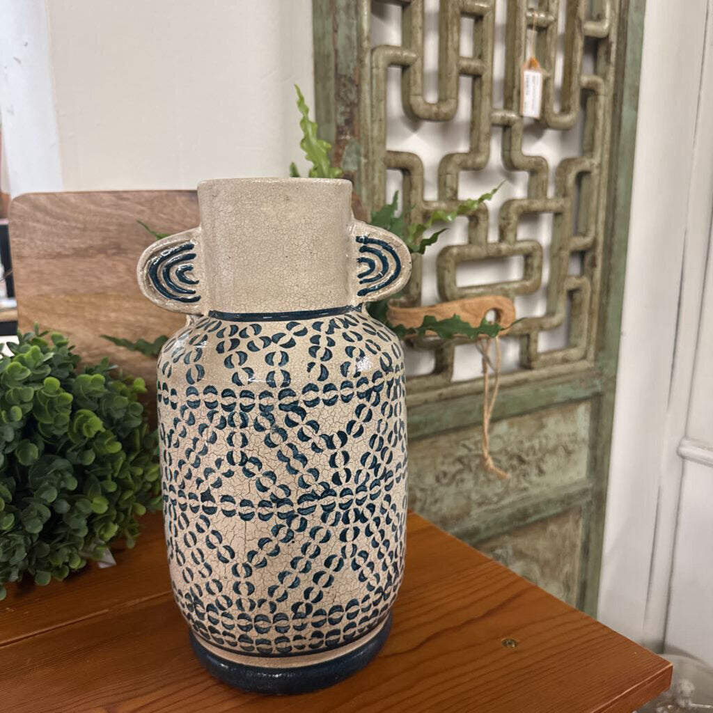 LRG DELPHINE VASE WITH HANDLES