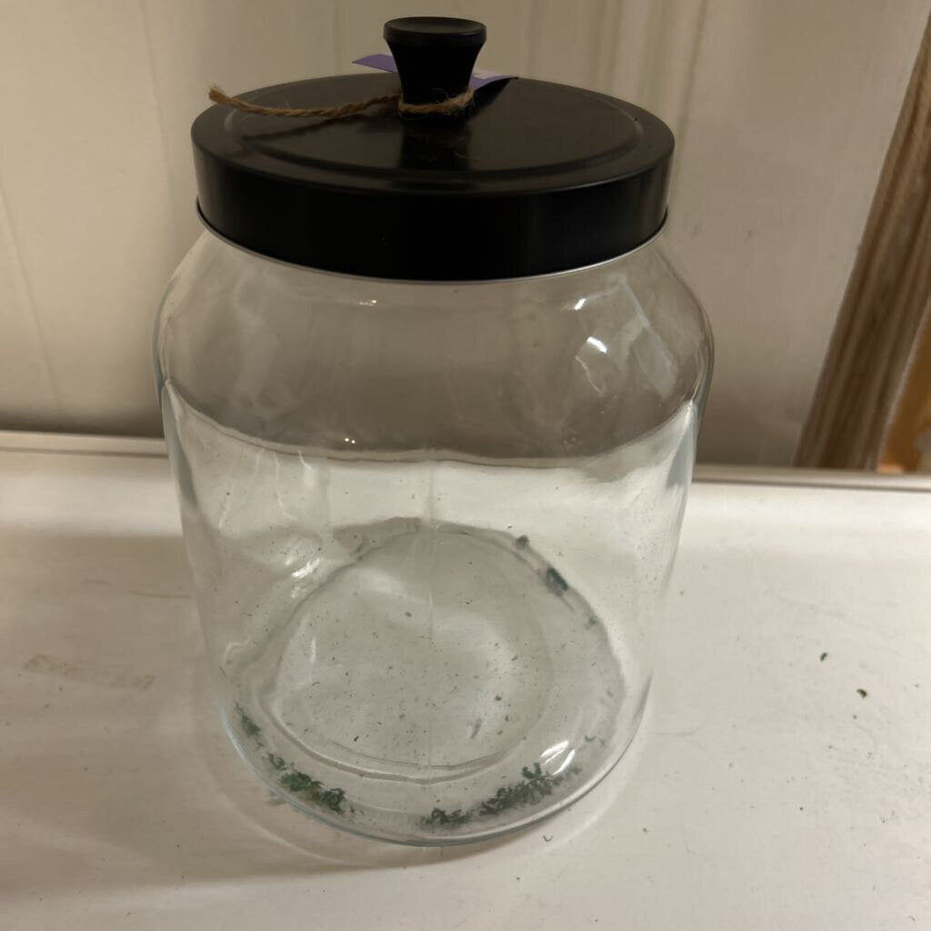 APOTHECARY JAR
