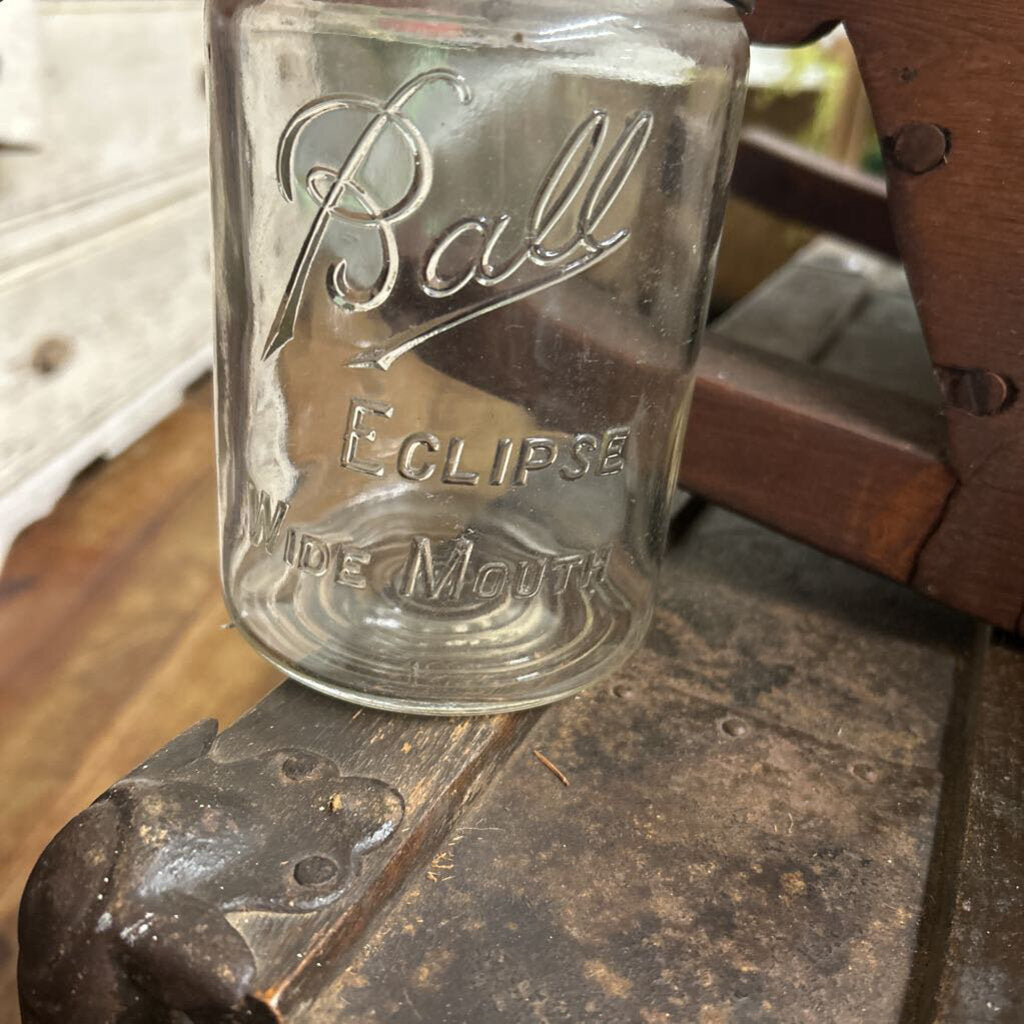 Quart sized mason jar