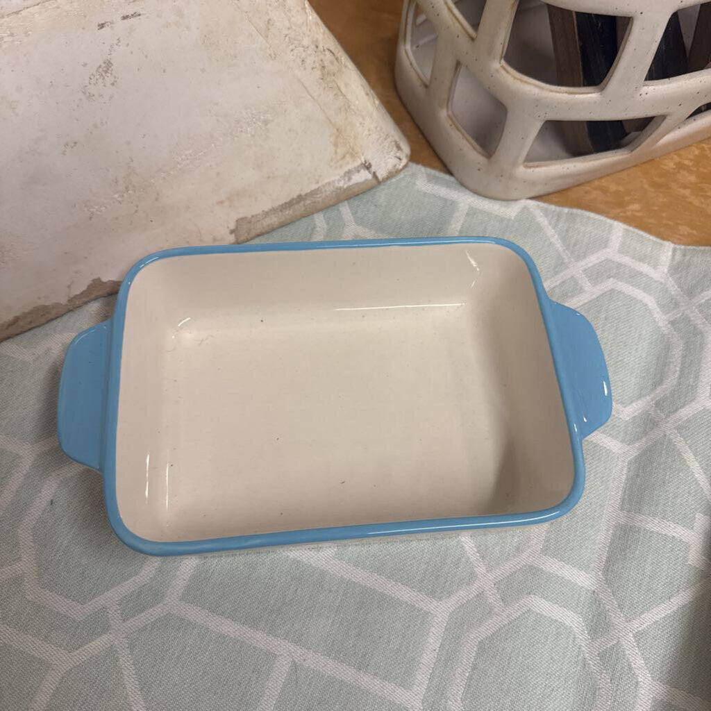 HAND-STAMPED STONEWARE BAKER DISH BLUE RIM W/ PEACH