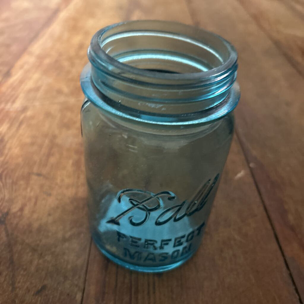 VINTAGE BALL PERFECT MASON JAR BLUE