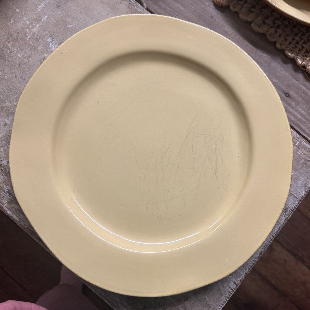VIETRI ITALY DINNER PLATE YELLOW AND GREEN