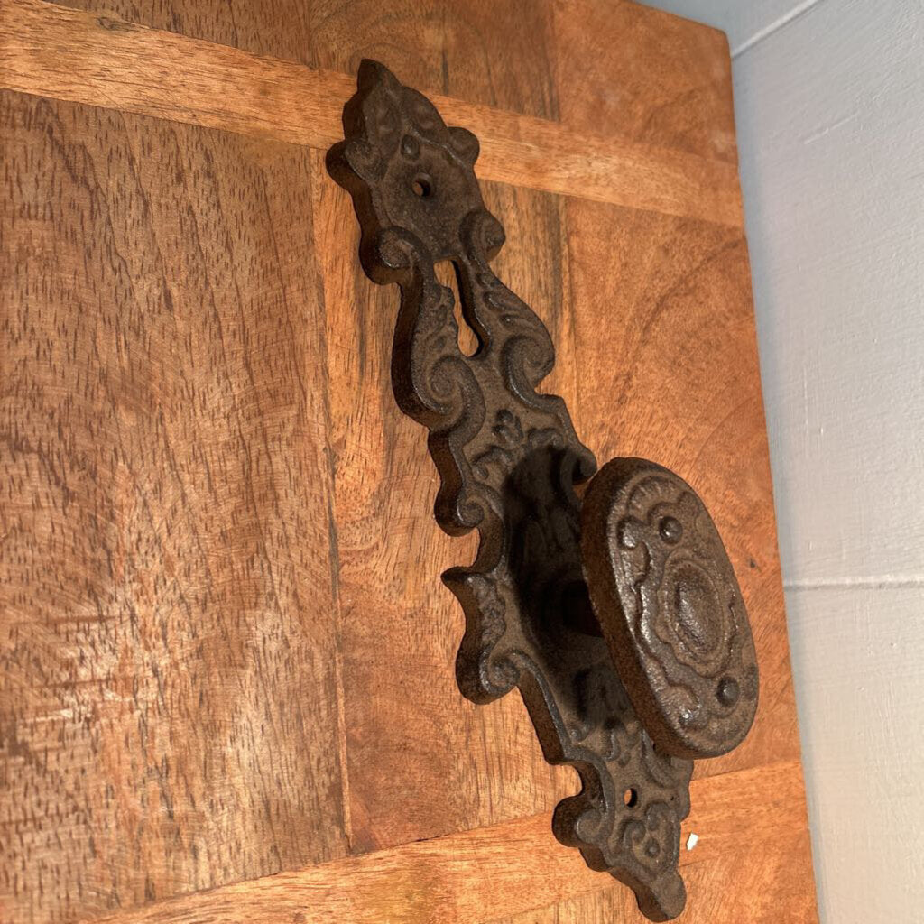 CAST IRON DOOR KNOB