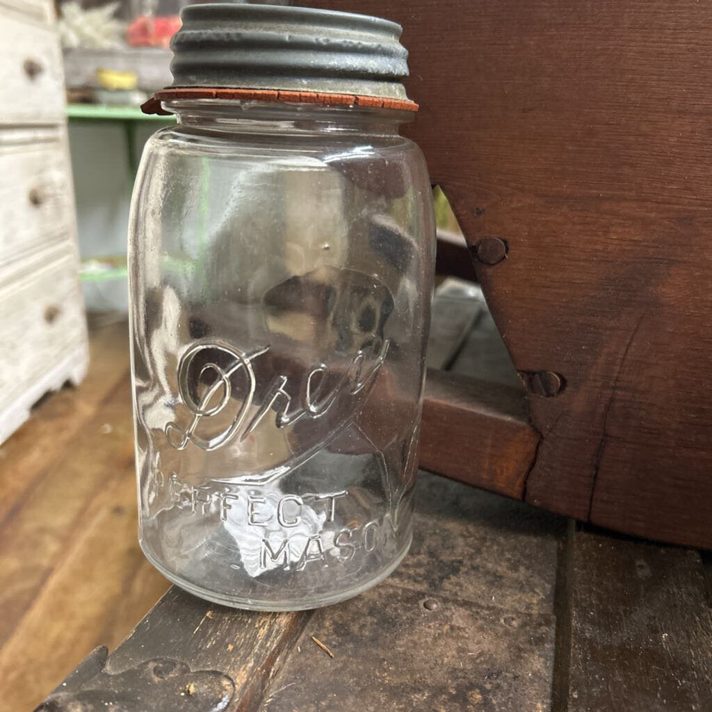 ANTIQUE DREY'S PERFECT MASION QUART CANNING JAR