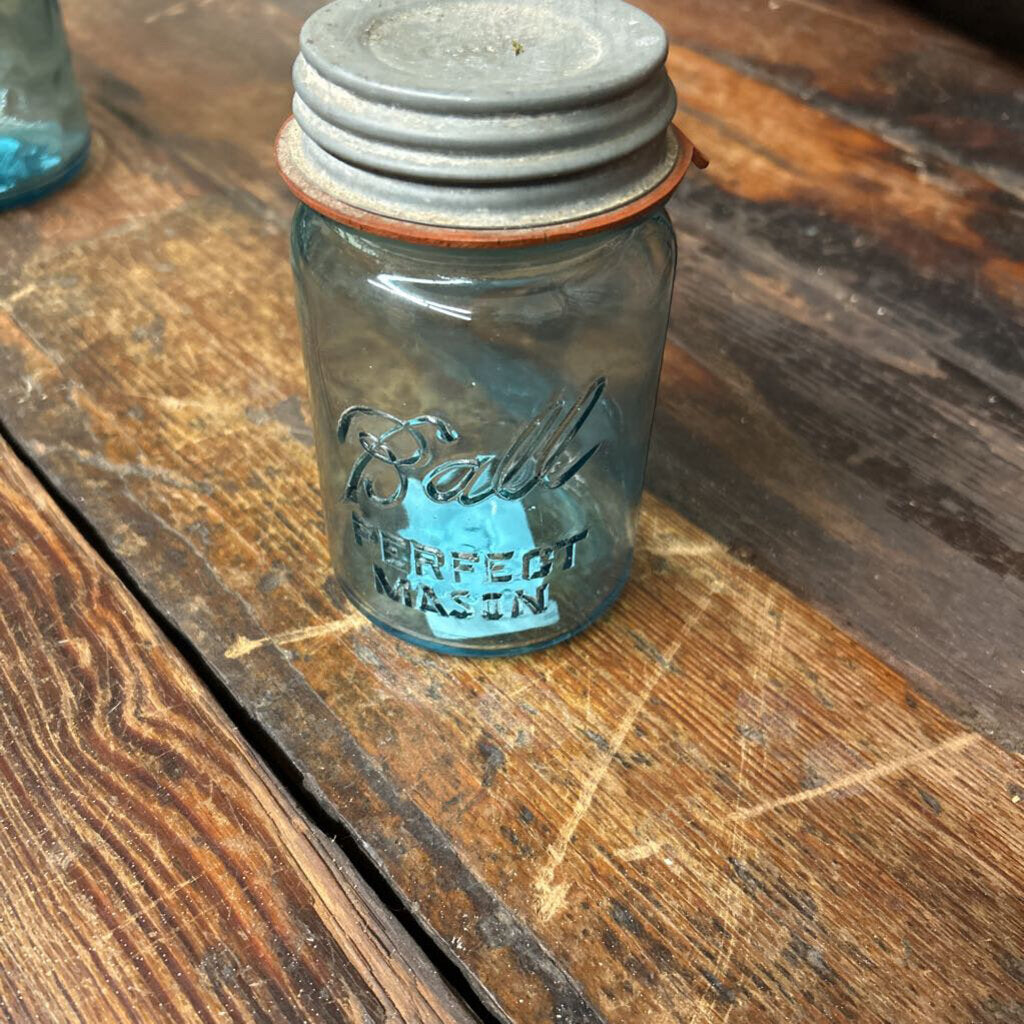 BALL PERFECT MASON CANNING JAR WITH LID