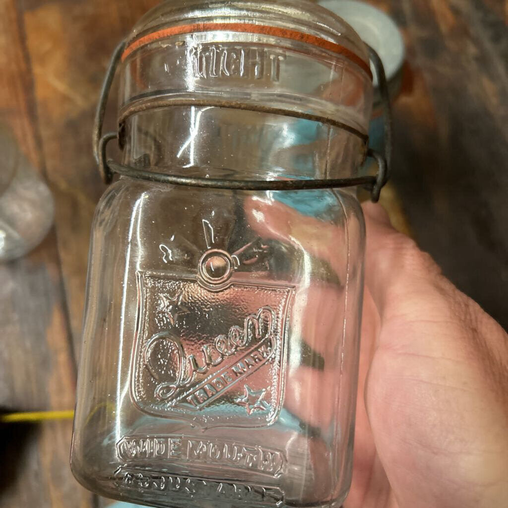 QUEEN TRADEMARK WIDE MOUTH JAR