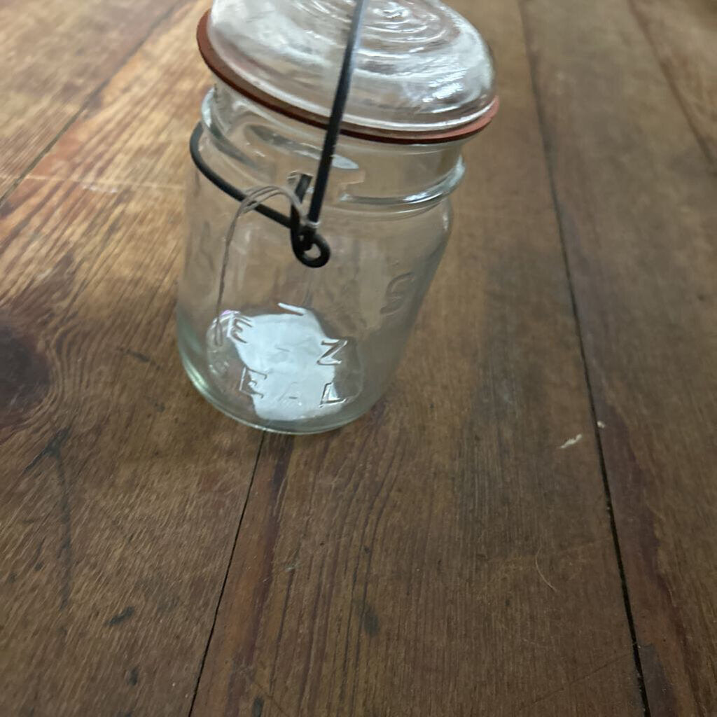 VINTAGE CLEAR ATLAS BALL GLASS CONTAINER
