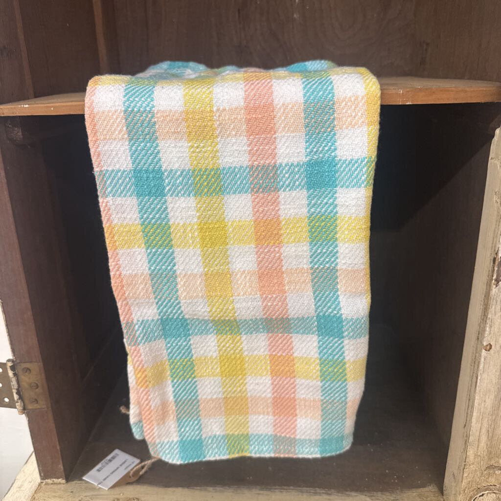 SPRING HAND TOWEL