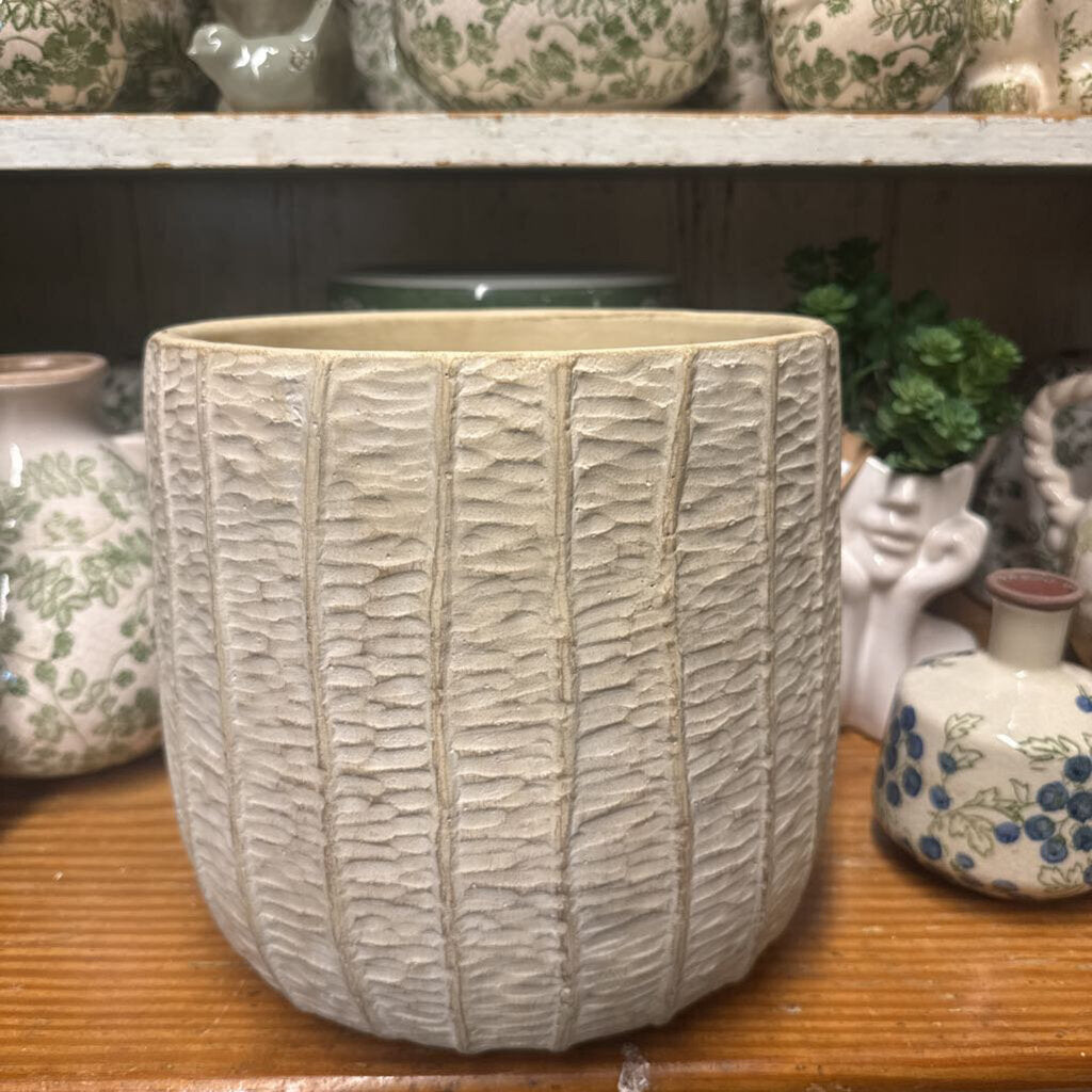 TEXTURE ROUND PLANTER LRG