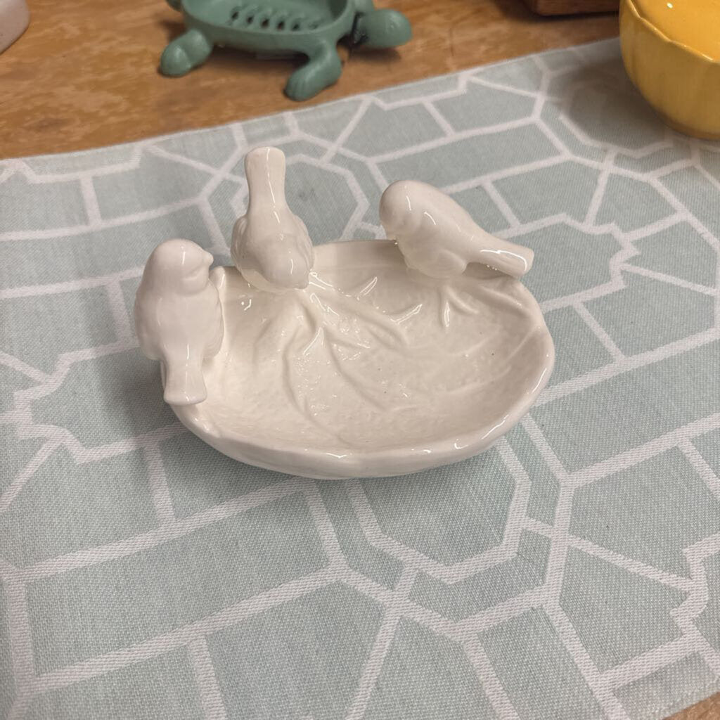 CERAMIC LEAF DISH WITH BIRDS