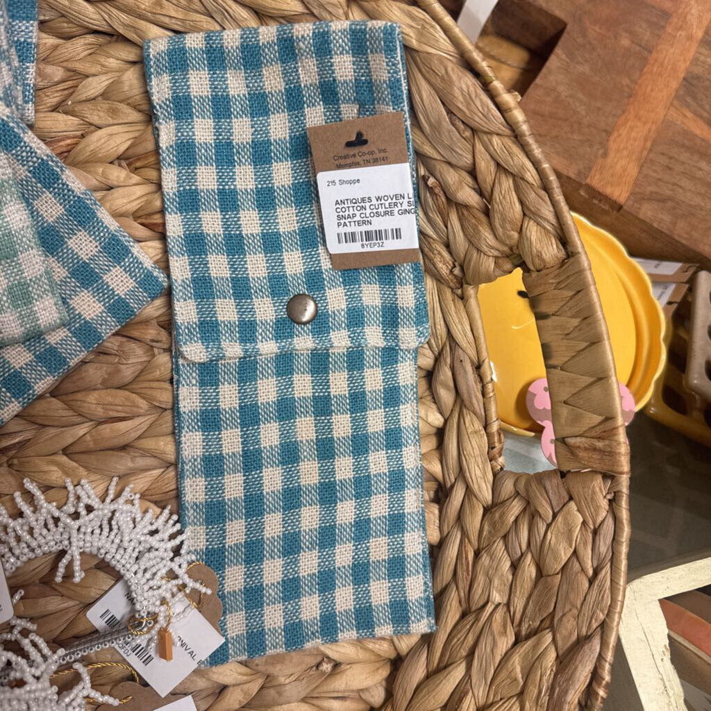 WOVEN LINEN & COTTON CUTLERY SLEEVE WITH SNAP CLOSURE GINGHAM PATTERN