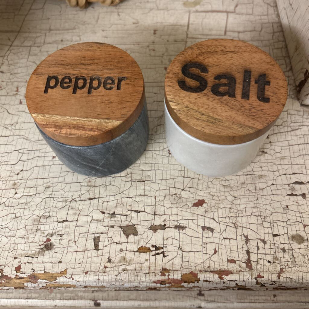 SALT AND PEPPER MARBLE CELLARS WITH LIDS