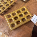 FOOTED SOAP DISH