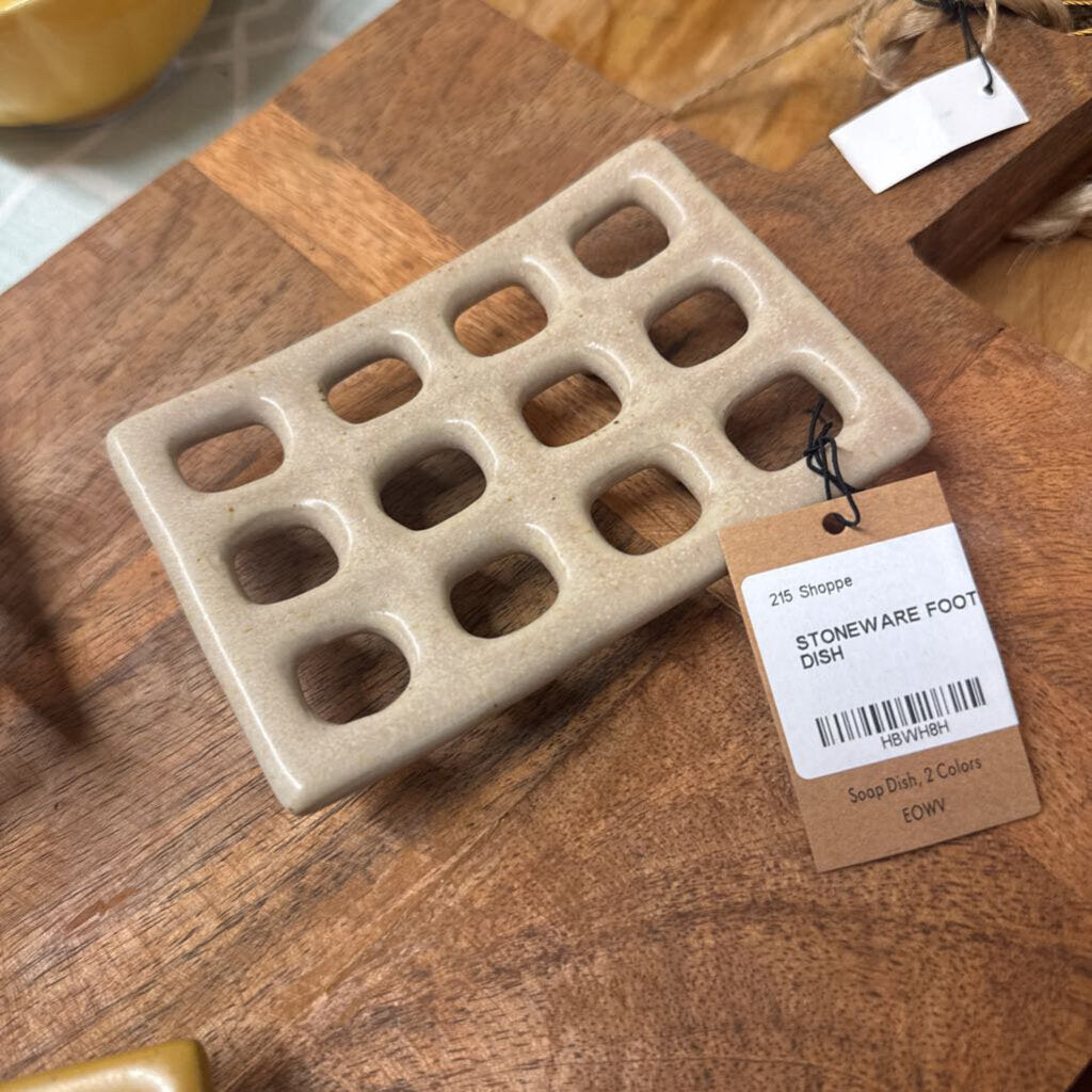 FOOTED SOAP DISH