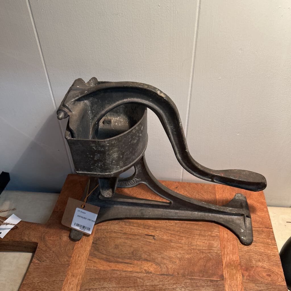 VINTAGE JUICER