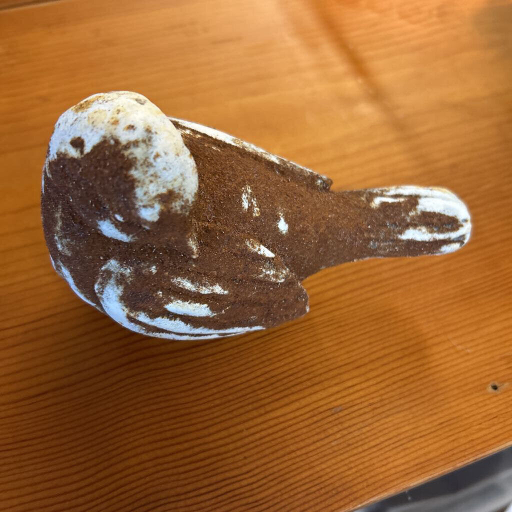 BIRD WITH DISTRESSED FINISH