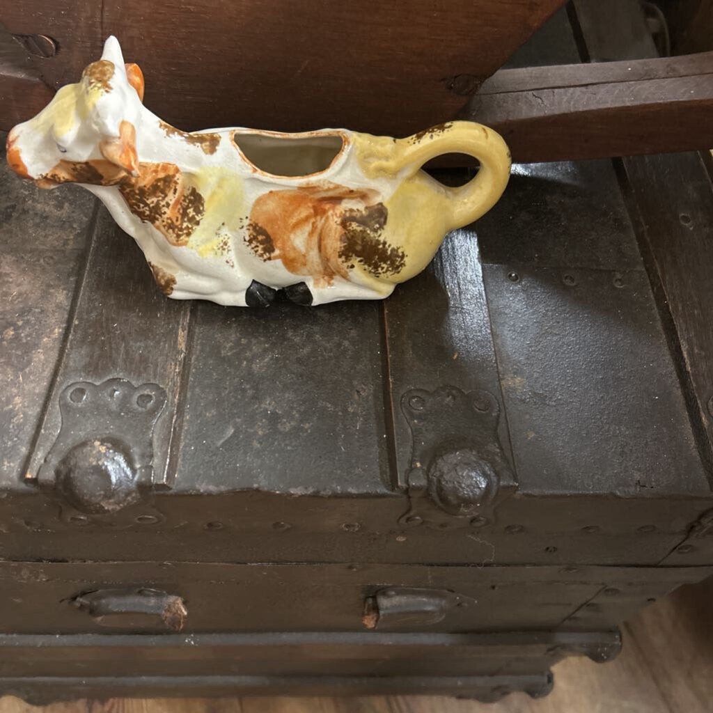 VINTAGE COW CREAMER