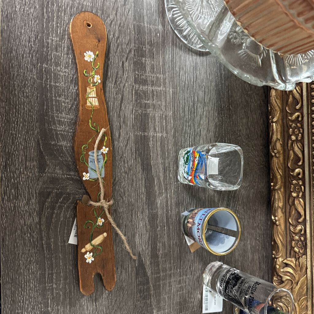 HANDPAINTED OVEN RACK PULLER