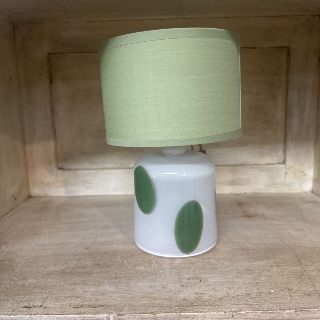 MINI WHITE LAMP WITH GREEN DOTS AND GREEN SHADE