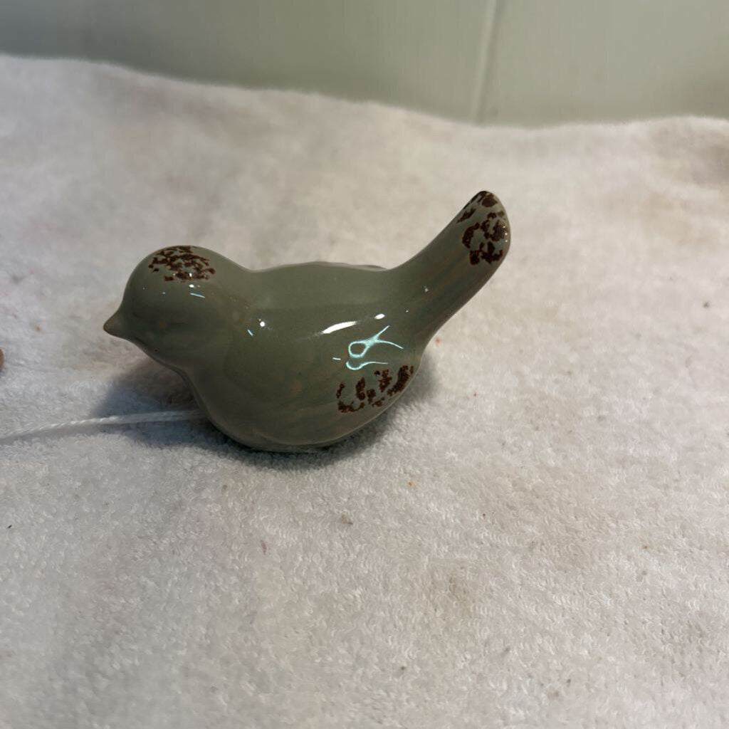 SMALL GREEN CERAMIC BIRD