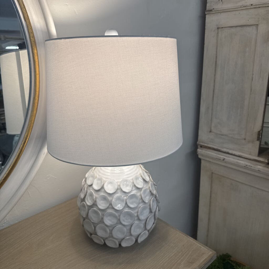 SMALL WHITE LAMP