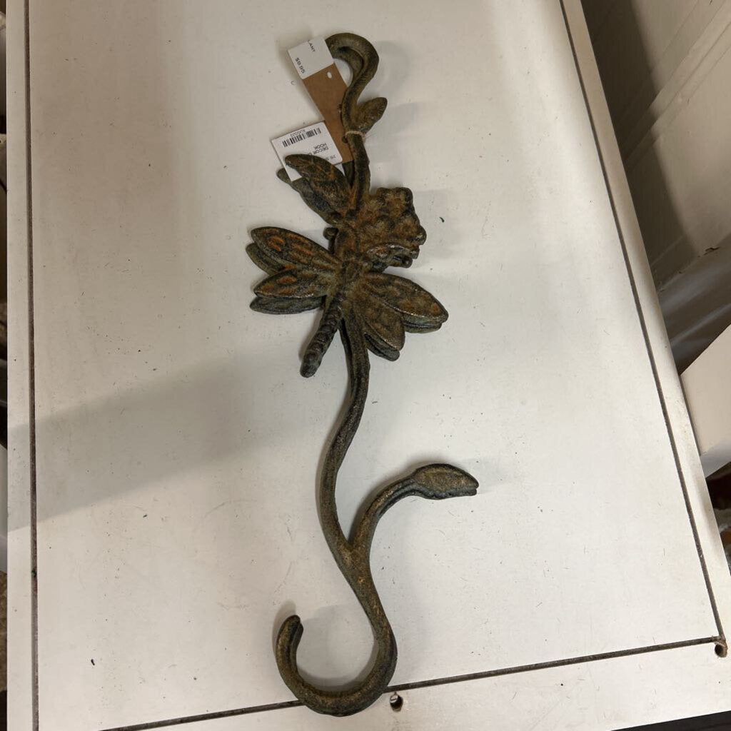 DRAGONFLY PLANT HOOK