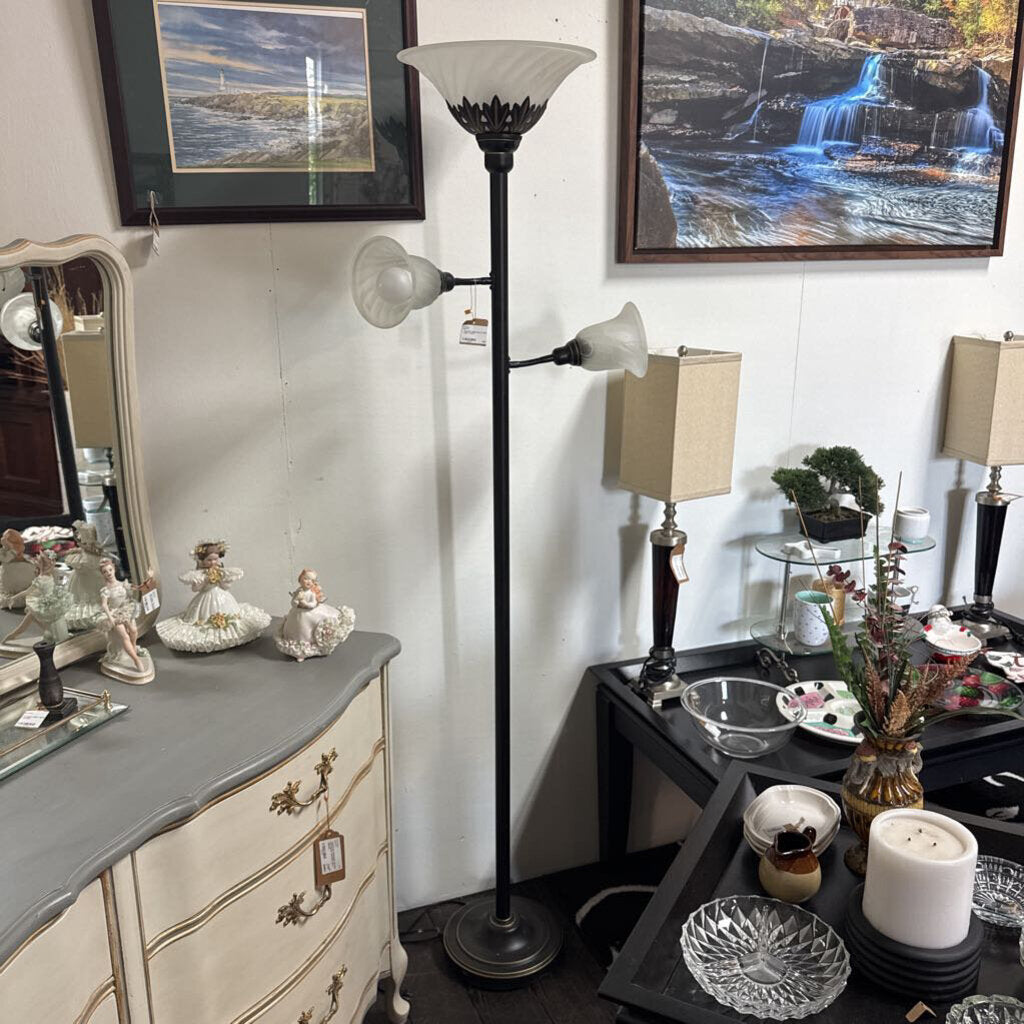 THREE BULB FLOOR LAMP