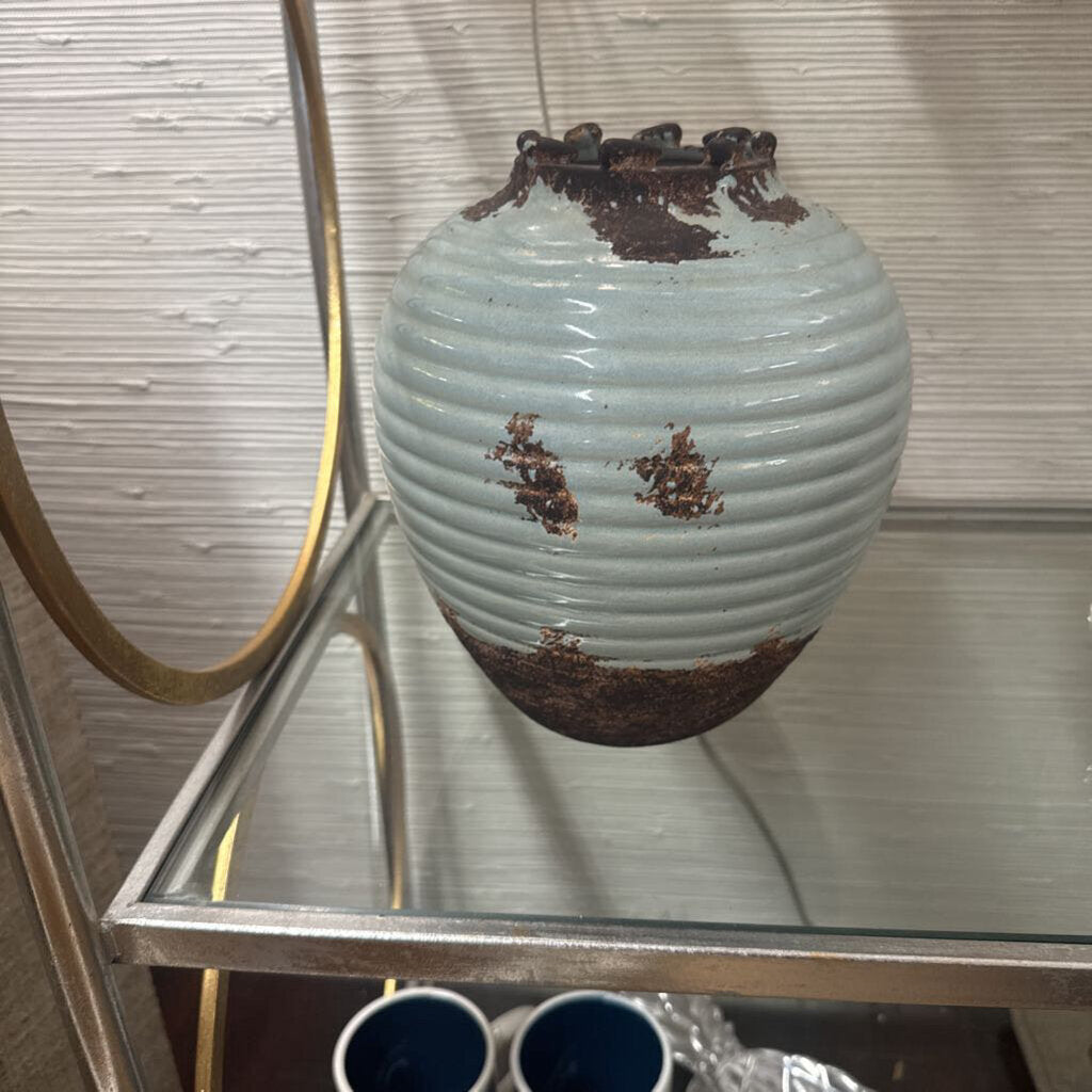 AQUA POTTERY JAR