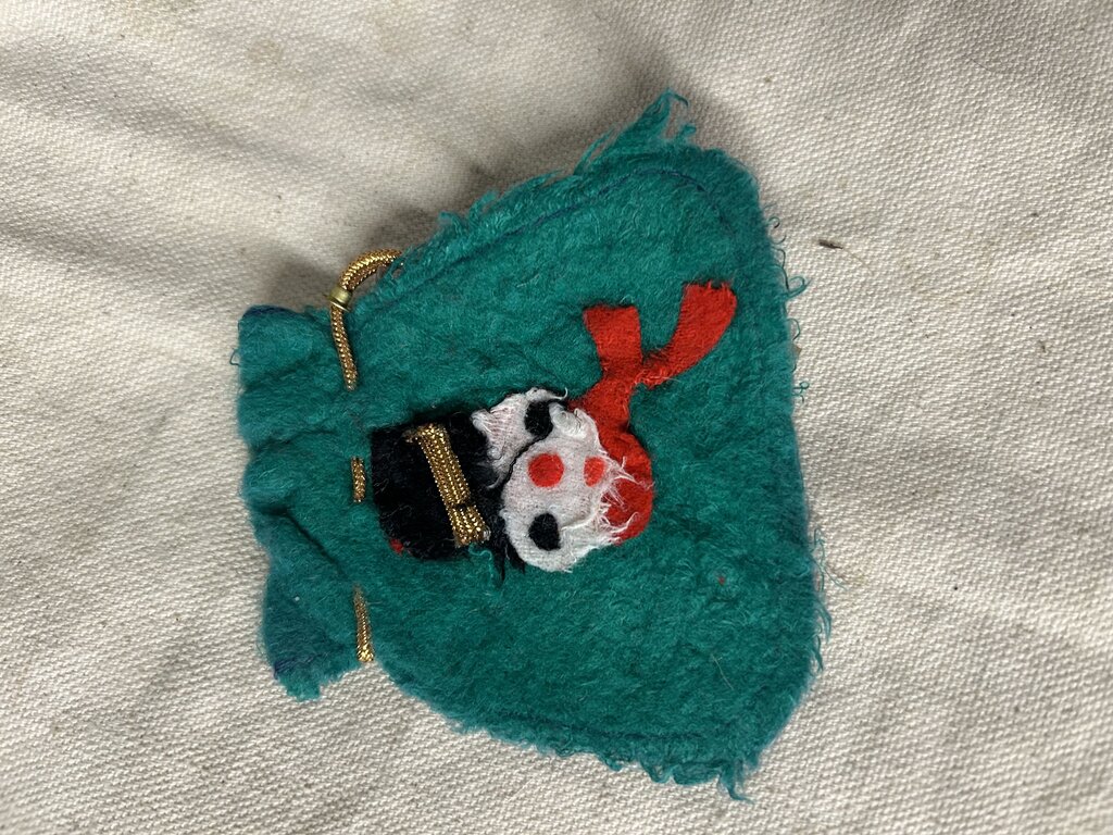 VINTAGE HANDMADE FELT BAGS