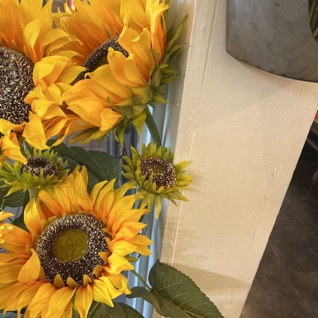 SUNFLOWER STEM WITH THREE BLOOMS