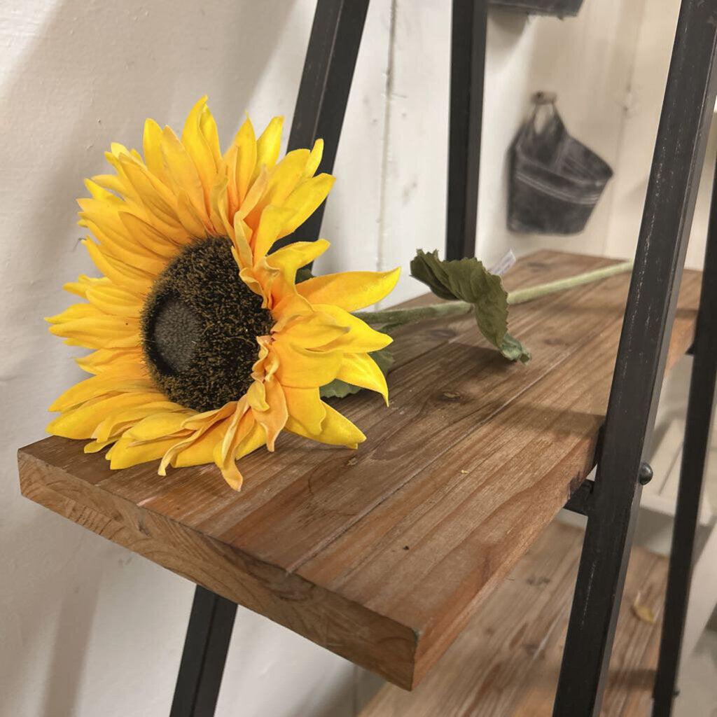 SINGLE BUD SUNFLOWER STEM