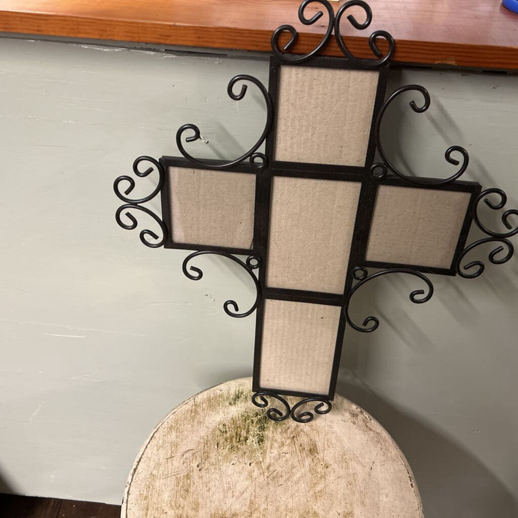 CROSS PICTURE FRAME FETCO