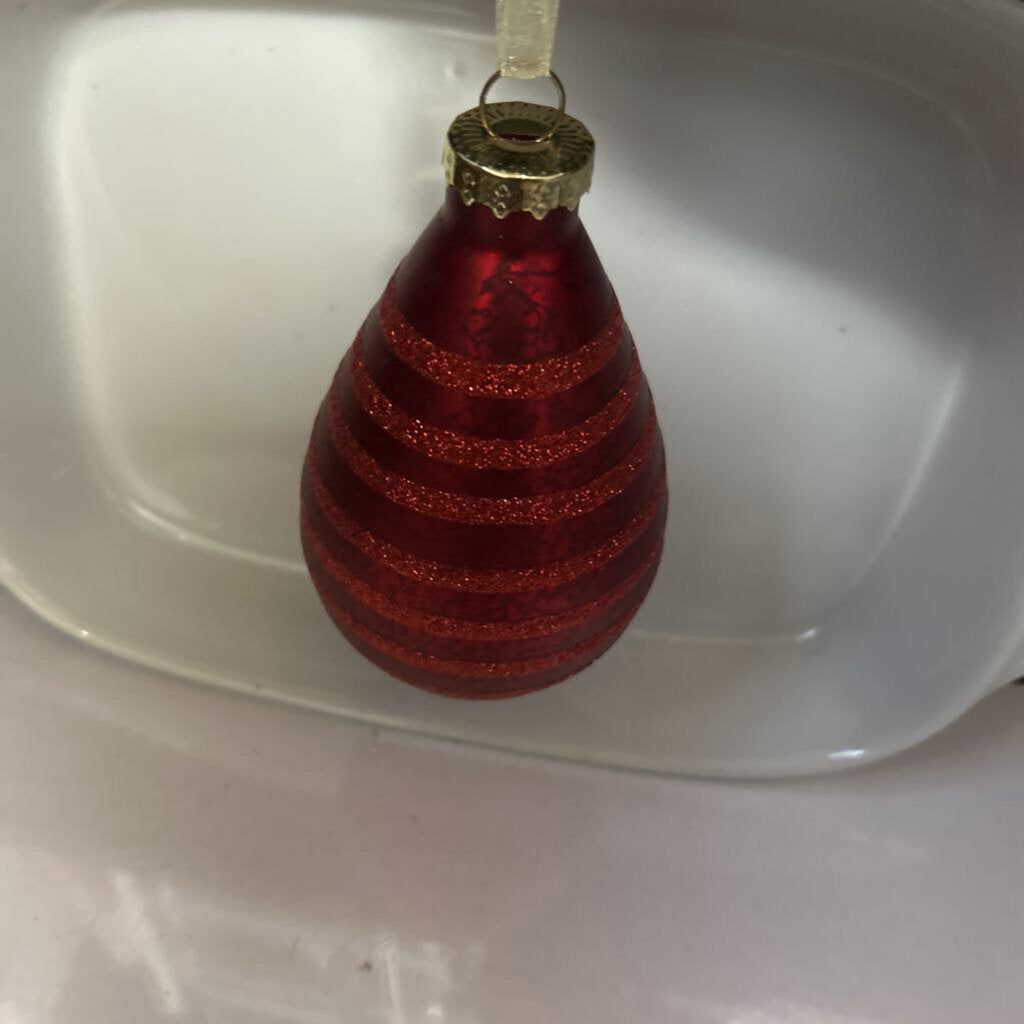 GLITTERED ORNAMENT RED ROUNDED