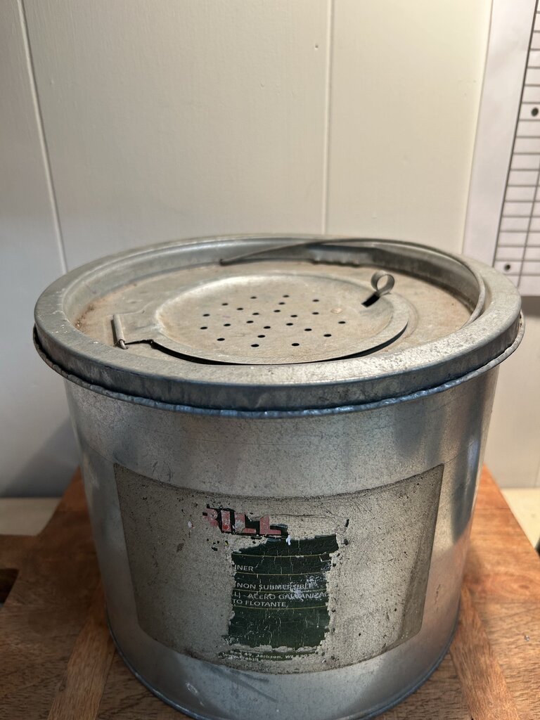 VINTAGE GALVANIZED MINNOW BUCKET