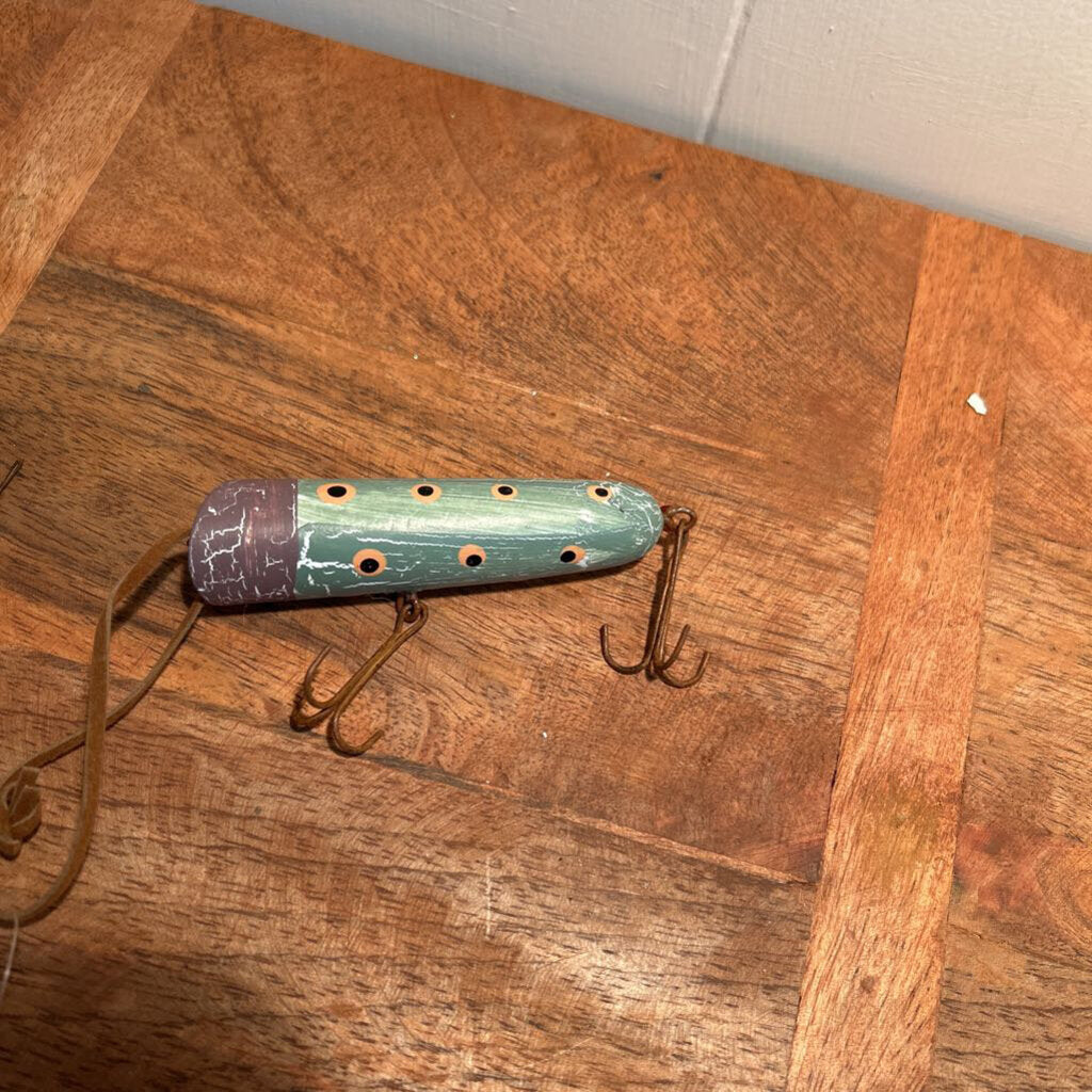 LURE ORNAMENT GREEN/PURPLE