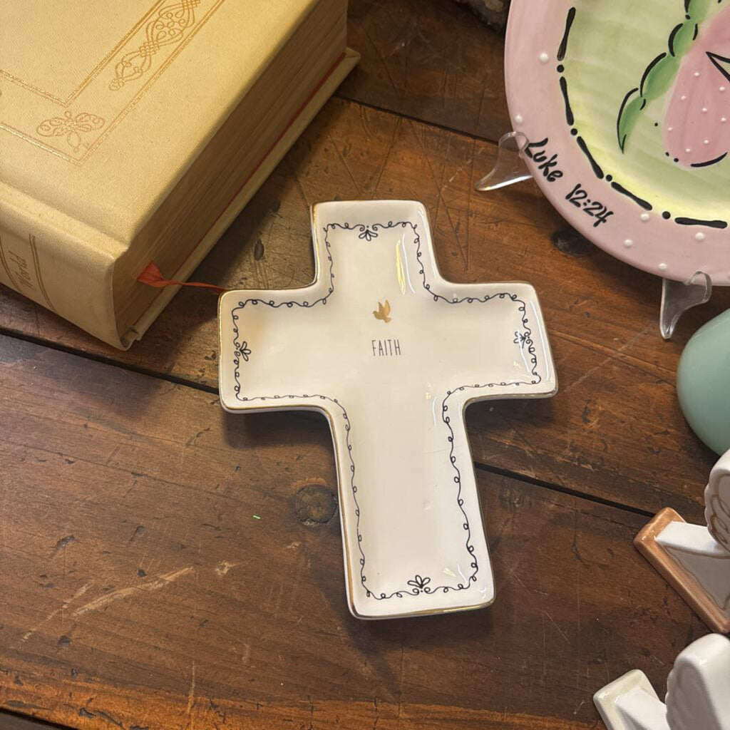 FAITH CROSS TRINKET DISH